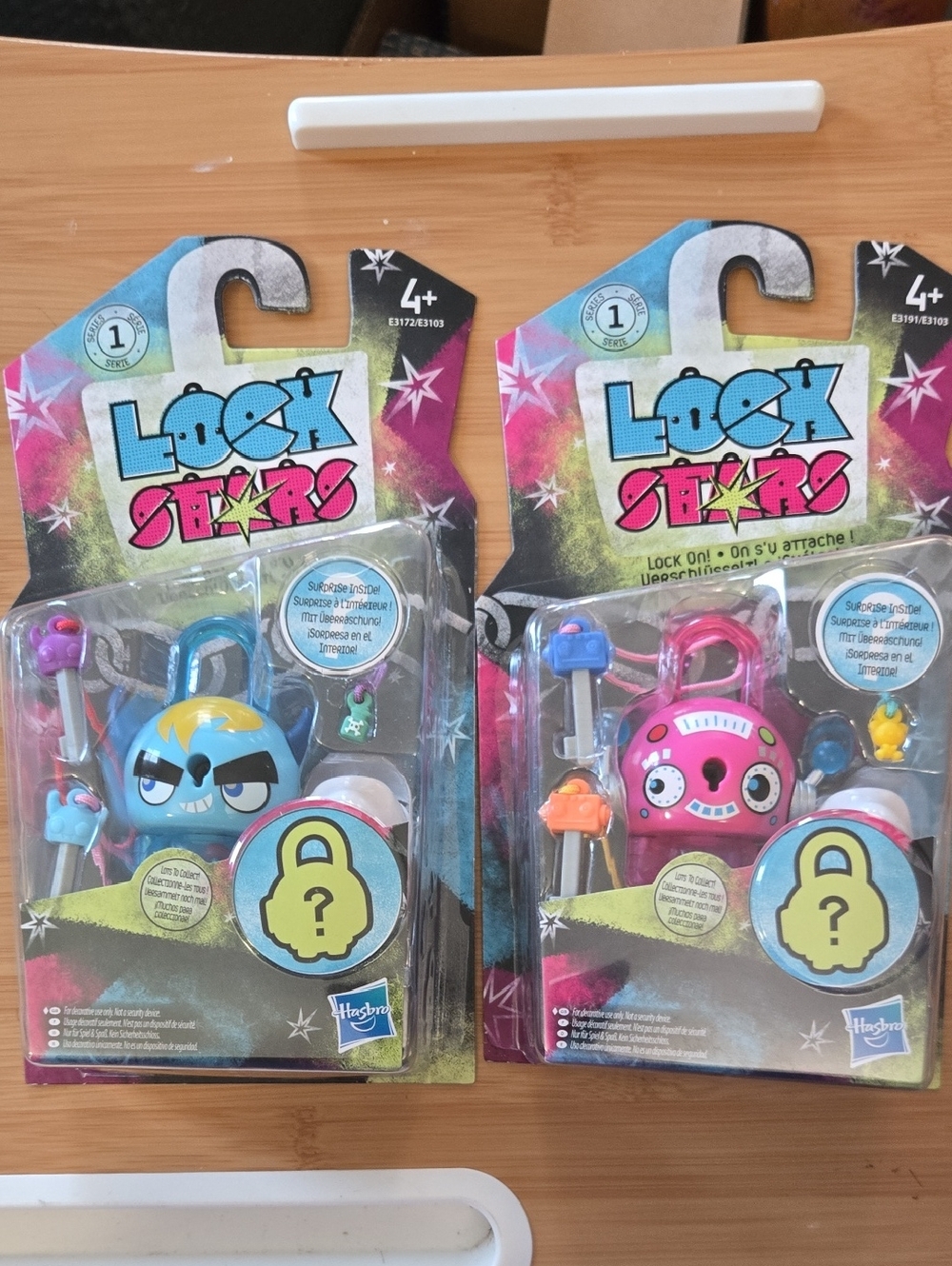 Hasbro Lock Stars Character Lock Set in Blue and Pink Duo